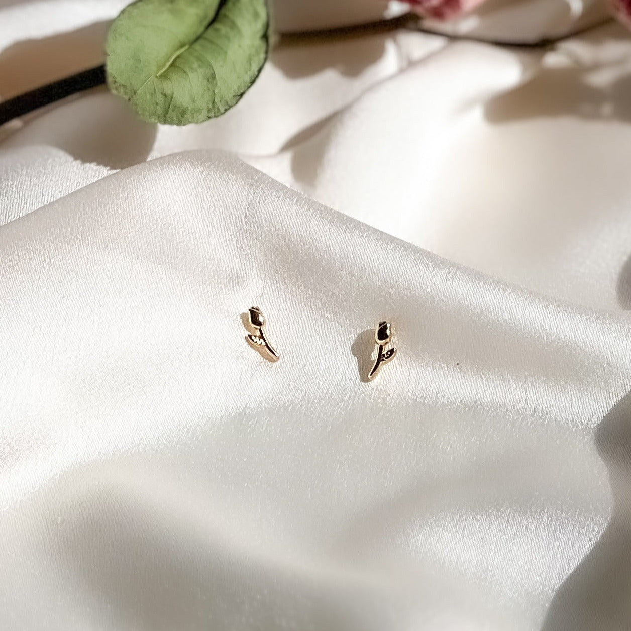 The Rosa Studs