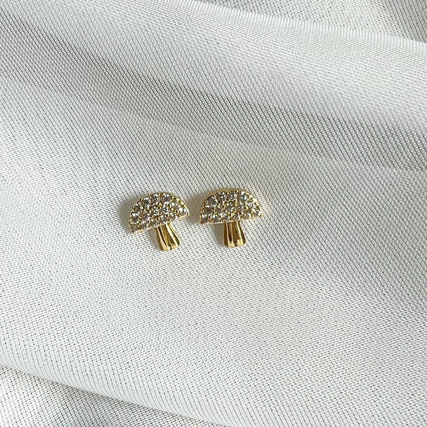 Sparkling Mushroom Studs