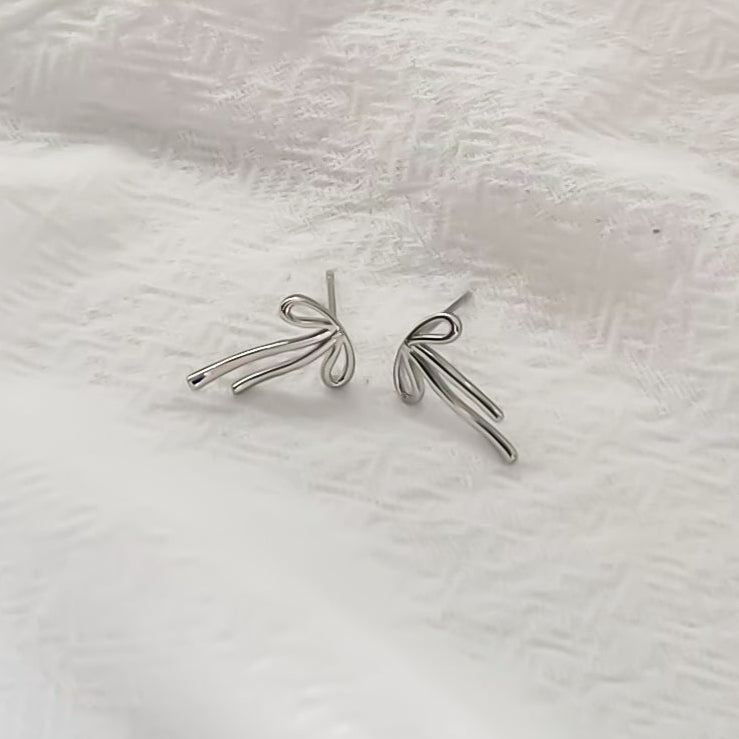 The Ribbon Earrings