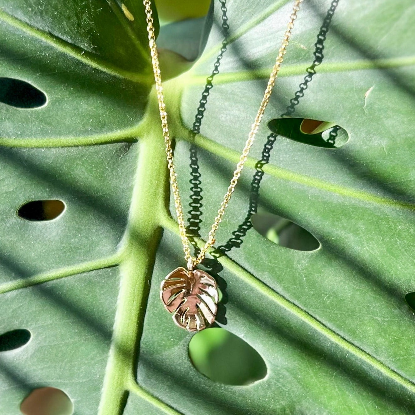 Monstera Necklace