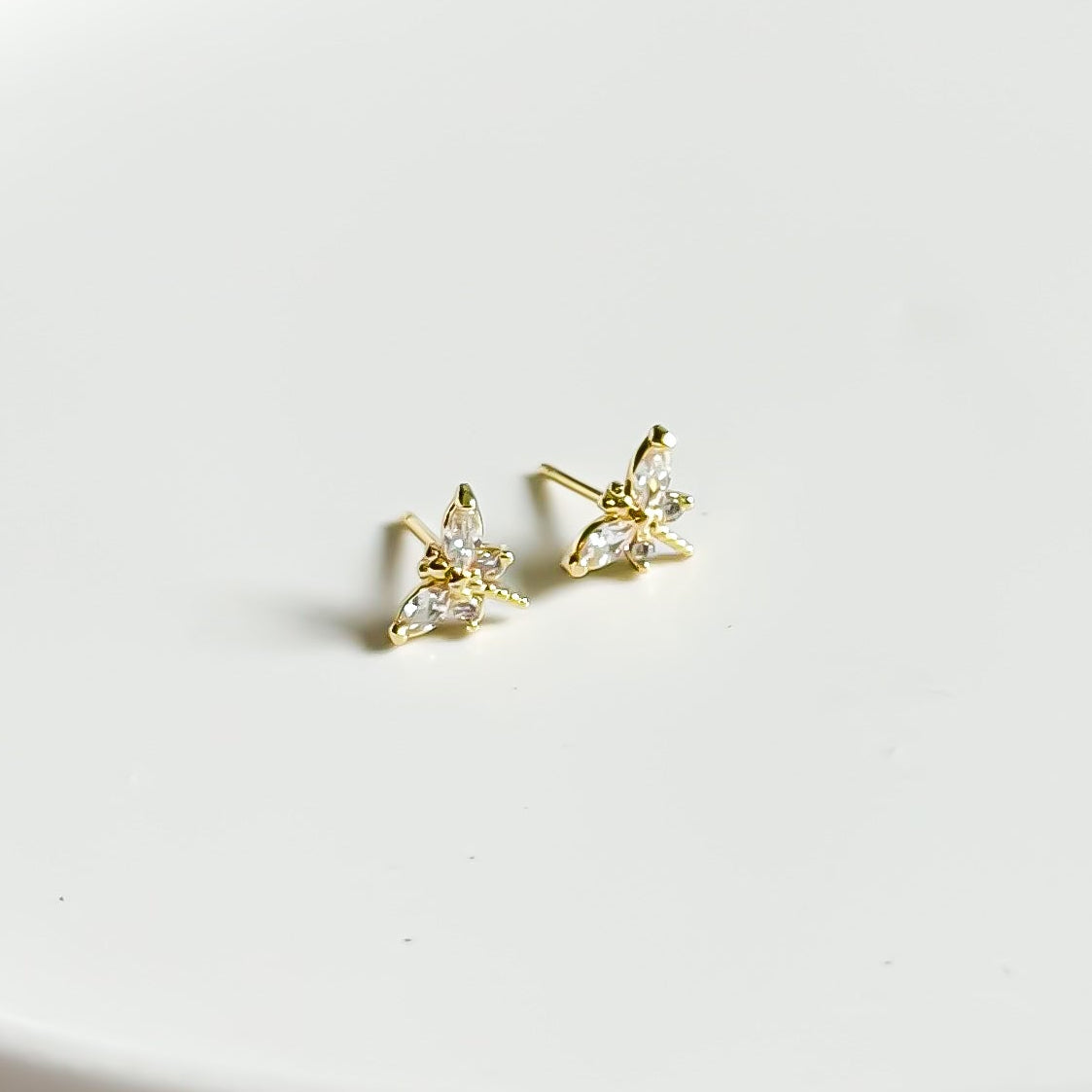 Sparkling Dragonfly Stud