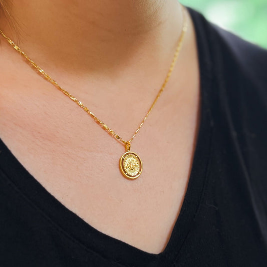 Bee Signet Necklace