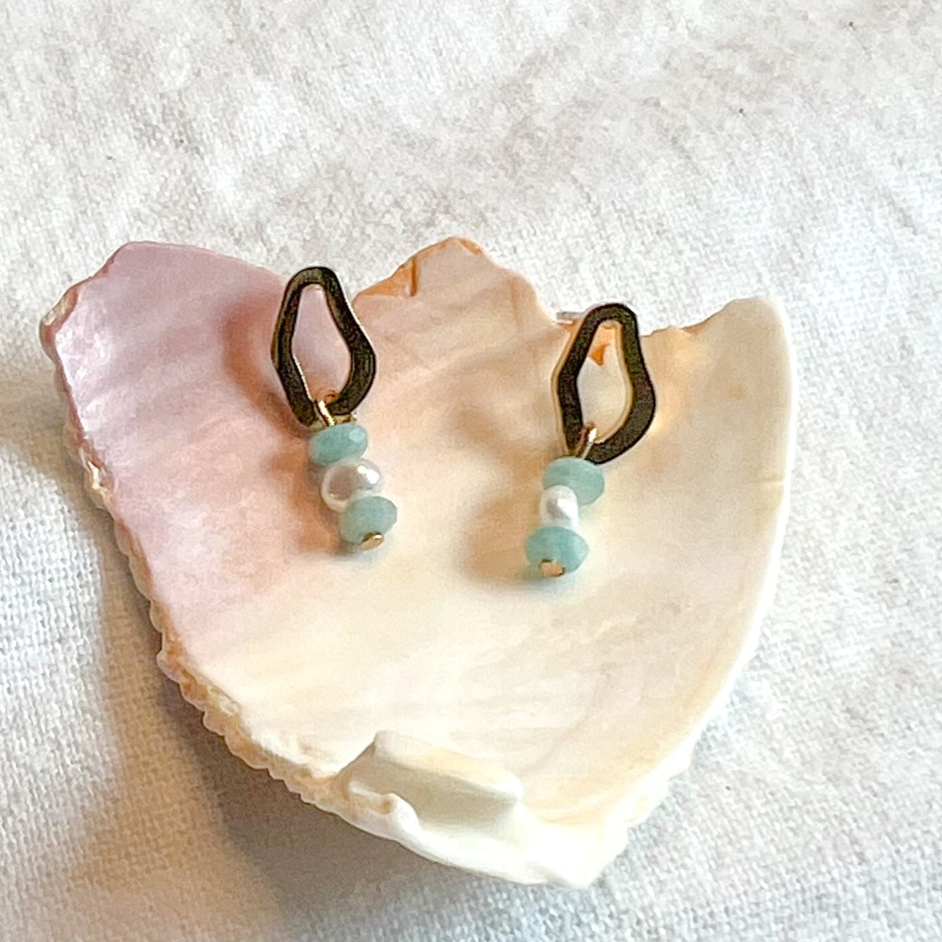 Ripple Bead Stud Earrings